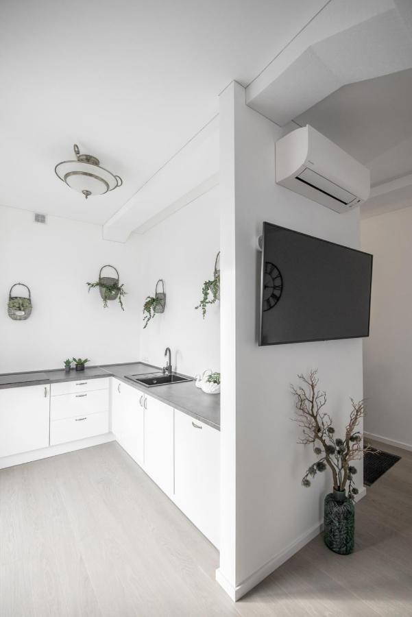Km Apartamentai Lägenhet Kaunas Exteriör bild